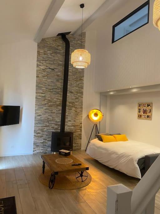 Apartamento Le Lion D'Or Bessines Exterior foto
